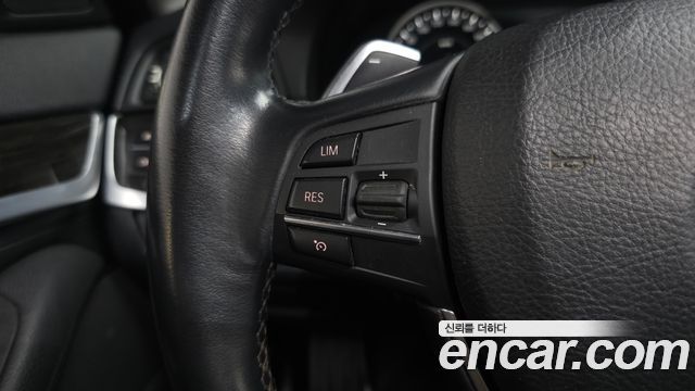 BMW 5 Series (F10) 528i Luxury Plus 2015 — фото 43