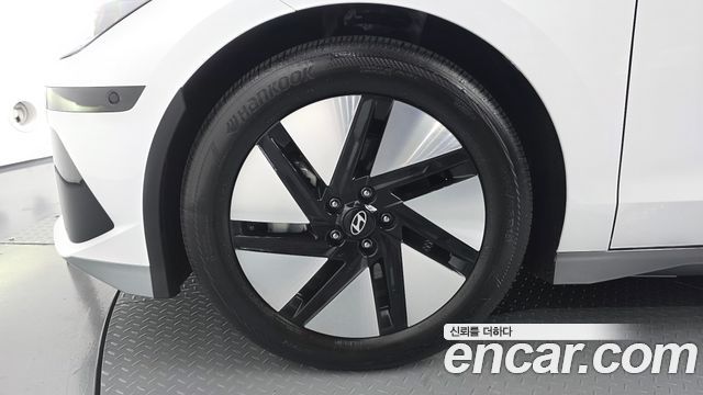 Hyundai Ioniq 6 Long Range AWD Prestige 2025 — фото 5