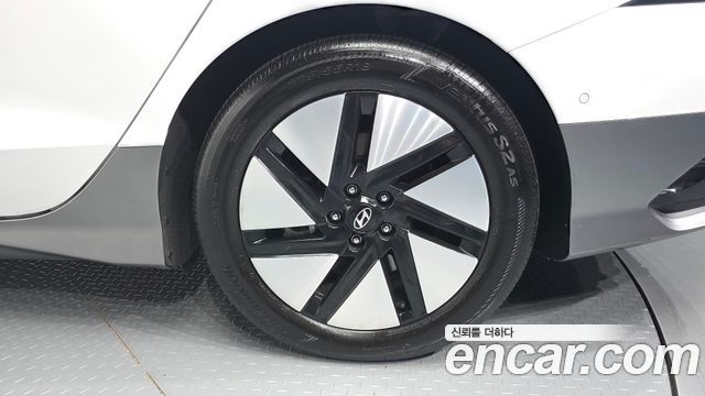 Hyundai Ioniq 6 Long Range AWD Prestige 2025 — фото 21