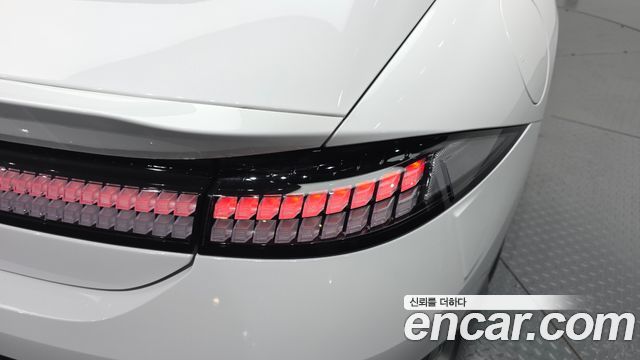 Hyundai Ioniq 6 Long Range AWD Prestige 2025 — фото 23