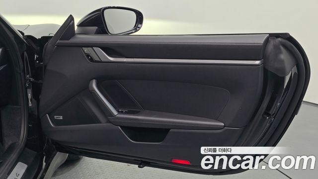 Porsche 911 (992) Carrera 4 Cabriolet 2021 — фото 25
