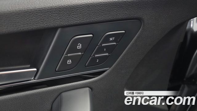 Audi Q5 (FY) 40 TDI Quattro Premium 2021 — фото 28