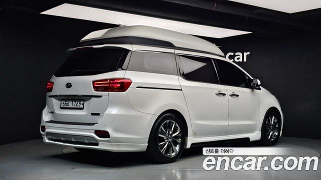 Kia Carnival Gasoline 9-Seater Hi-Limousine Noblesse Special 2019 — фото 2