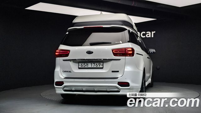 Kia Carnival Gasoline 9-Seater Hi-Limousine Noblesse Special 2019 — фото 4