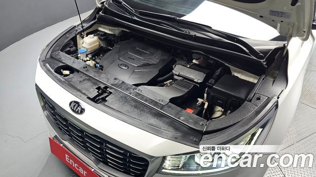 Kia Carnival Gasoline 9-Seater Hi-Limousine Noblesse Special 2019 — фото 6
