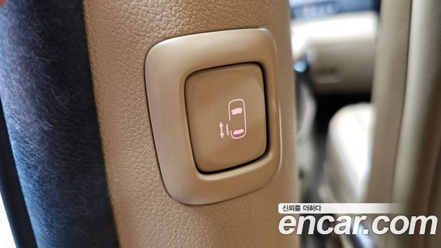 Kia Carnival Gasoline 9-Seater Hi-Limousine Noblesse Special 2019 — фото 17
