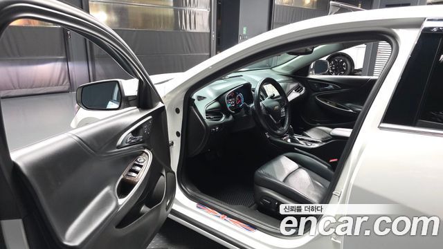 Chevrolet Malibu 2.0 Turbo LTZ Premium 2017 — фото 10