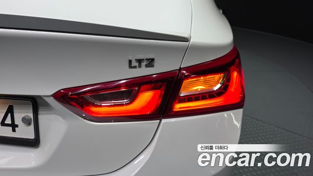 Chevrolet Malibu 2.0 Turbo LTZ Premium 2017 — фото 23