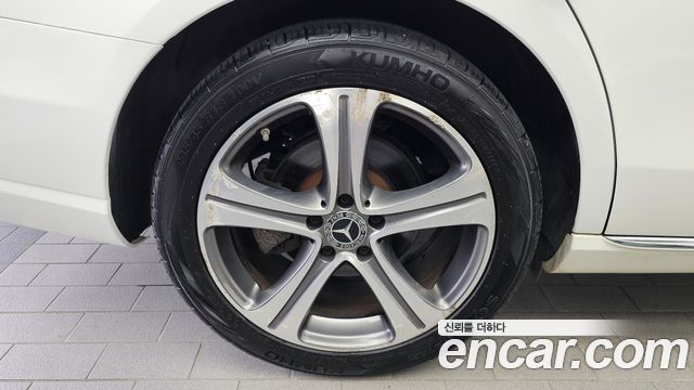 Mercedes-Benz E-Class (W213) E300 4MATIC Avnatgarde 2018 — фото 5