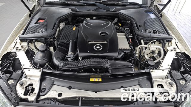 Mercedes-Benz E-Class (W213) E300 4MATIC Avnatgarde 2018 — фото 6
