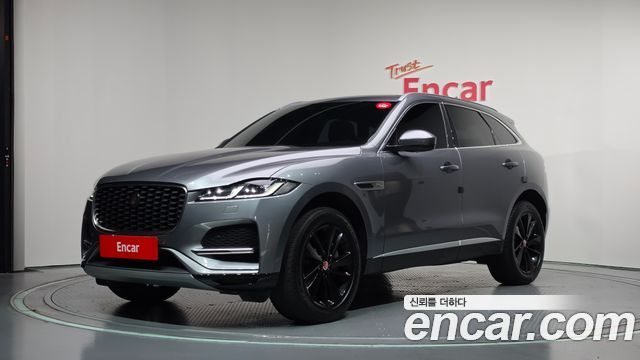 Jaguar F-PACE P 250 SE