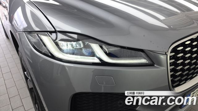 Jaguar F-PACE P 250 SE 2022 — фото 22