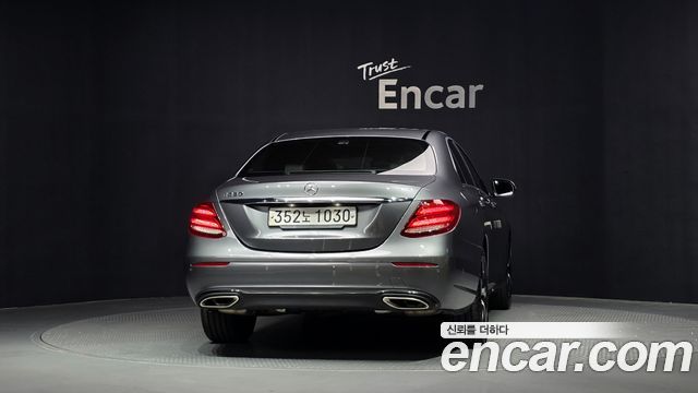 Mercedes-Benz E-Class (W213) E250 Avantgarde 2020 — фото 4