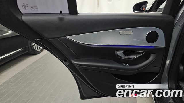 Mercedes-Benz E-Class (W213) E250 Avantgarde 2020 — фото 31