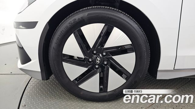 Hyundai Ioniq 6 Long Range Exclusive 2025 — фото 5