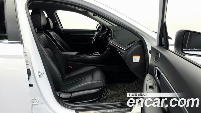 Hyundai Sonata Hybrid (DN8) Premium 2020 — фото 16