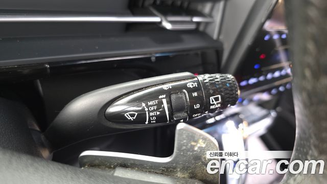 Hyundai Staria L3.5 Lounge 9-Seater Prestige 2022 — фото 31