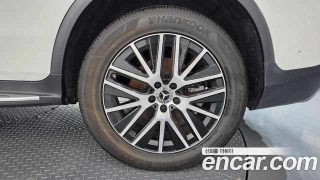 Mercedes-Benz GLC-Class (X253) GLC220 d 4MATIC 2021 — фото 21