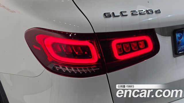 Mercedes-Benz GLC-Class (X253) GLC220 d 4MATIC 2021 — фото 23
