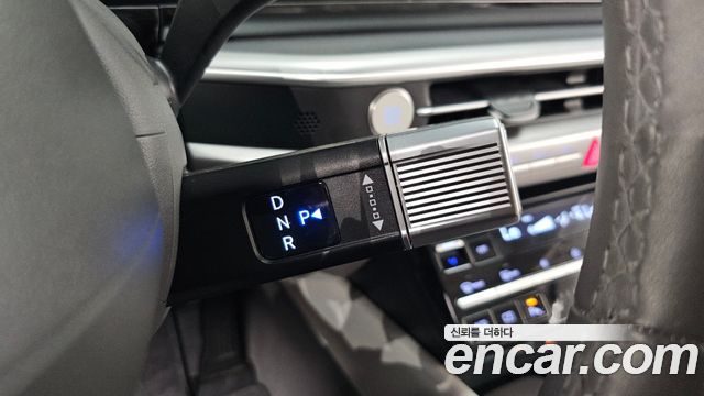 Hyundai Grandeur (GN7) 2,5 Gasoline 2WD Premium 2023 — фото 9