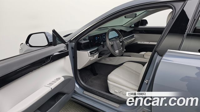 Hyundai Grandeur (GN7) 2,5 Gasoline 2WD Premium 2023 — фото 10
