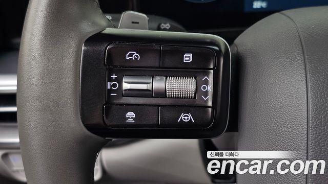 Hyundai Grandeur (GN7) 2,5 Gasoline 2WD Premium 2023 — фото 14