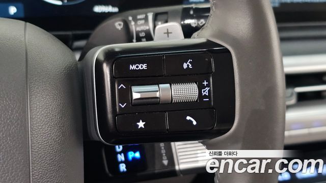 Hyundai Grandeur (GN7) 2,5 Gasoline 2WD Premium 2023 — фото 15