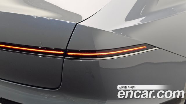 Hyundai Grandeur (GN7) 2,5 Gasoline 2WD Premium 2023 — фото 23