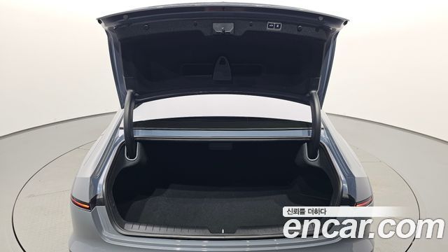 Hyundai Grandeur (GN7) 2,5 Gasoline 2WD Premium 2023 — фото 32