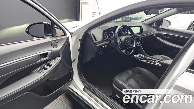 Hyundai Sonata (DN8) 2.0 Premium Plus 2022 — фото 10