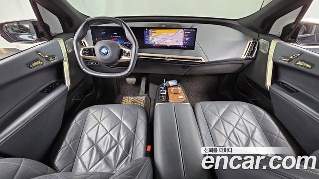 BMW iX xDrive50 Sports Plus 2022 — фото 7