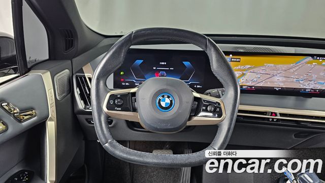 BMW iX xDrive50 Sports Plus 2022 — фото 13