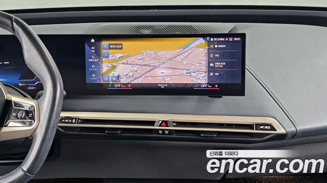 BMW iX xDrive50 Sports Plus 2022 — фото 19
