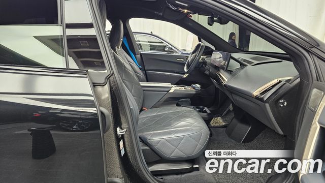 BMW iX xDrive50 Sports Plus 2022 — фото 26
