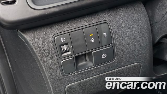 Hyundai Staria L3.5 Cargo 5-Seater Modern 2024 — фото 16