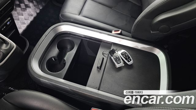 Hyundai Staria L3.5 Cargo 5-Seater Modern 2024 — фото 18