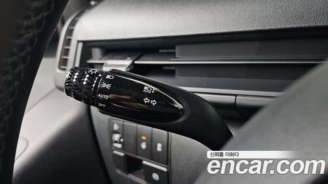 Hyundai Staria L3.5 Cargo 5-Seater Modern 2024 — фото 27