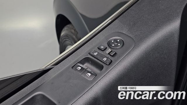 Hyundai Staria L3.5 Cargo 5-Seater Modern 2024 — фото 28