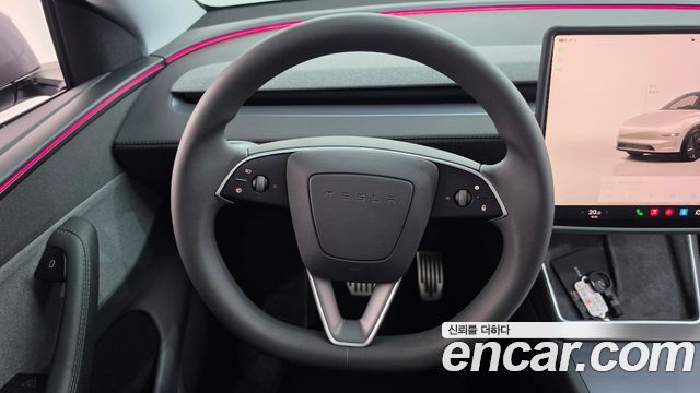 Tesla Model Y RWD 2025 — фото 15