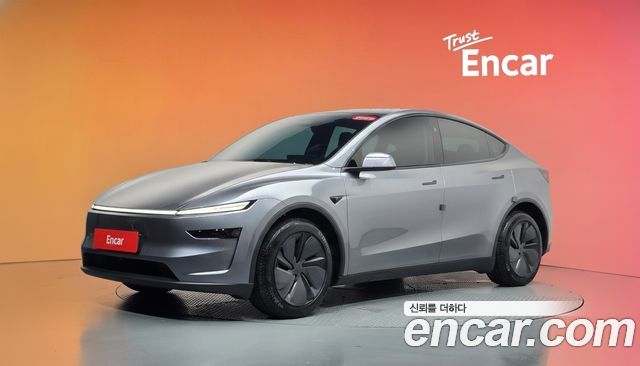 Tesla Model Y RWD