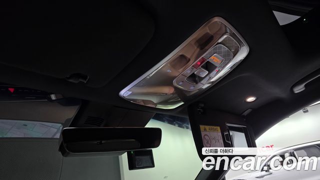 Genesis GV70 2.5T Gasoline 2WD 2025 — фото 27