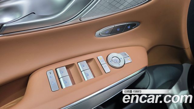 Genesis GV70 2.5T Gasoline 2WD 2025 — фото 28