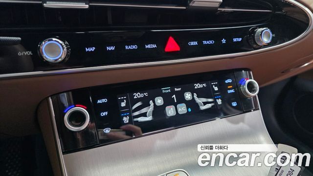 Genesis GV70 2.5T Gasoline 2WD 2025 — фото 31