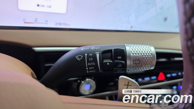Genesis GV70 2.5T Gasoline 2WD 2025 — фото 33