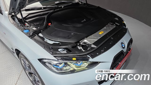 BMW i4 eDrive40 M Sports Pro 2023 — фото 6