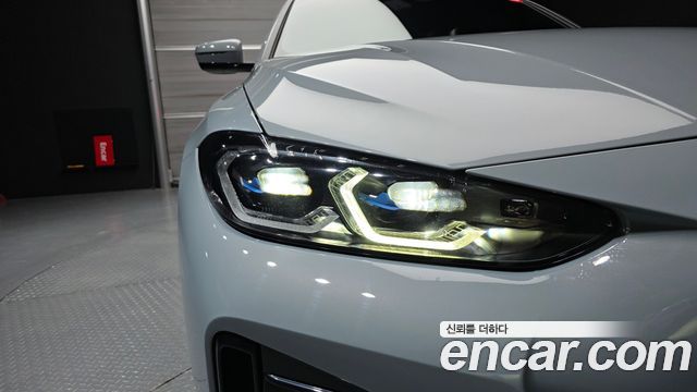 BMW i4 eDrive40 M Sports Pro 2023 — фото 22