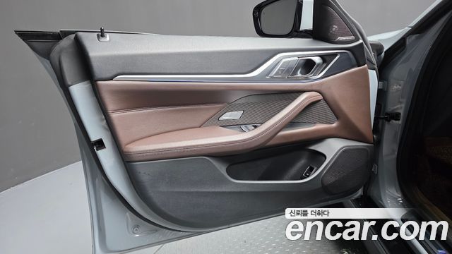 BMW i4 eDrive40 M Sports Pro 2023 — фото 24