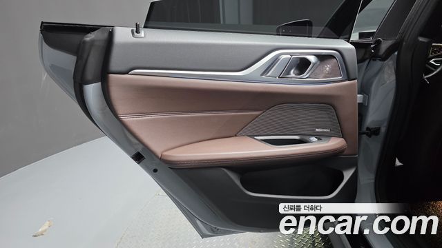 BMW i4 eDrive40 M Sports Pro 2023 — фото 25