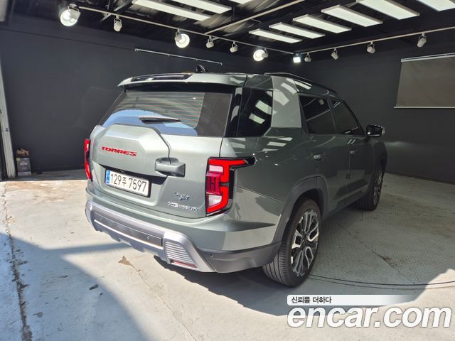 KG Mobility (SsangYong) Torres Gasoline 1.5 2WD T7 2024 — фото 3