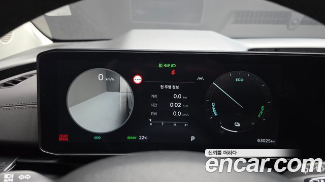 Kia Carnival (IV) HEV 7seater Signature 2025 — фото 8